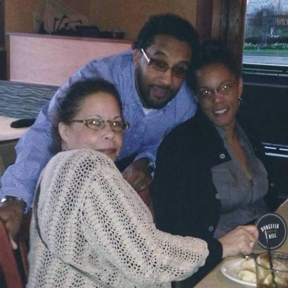 Meet your Posher, Sissy